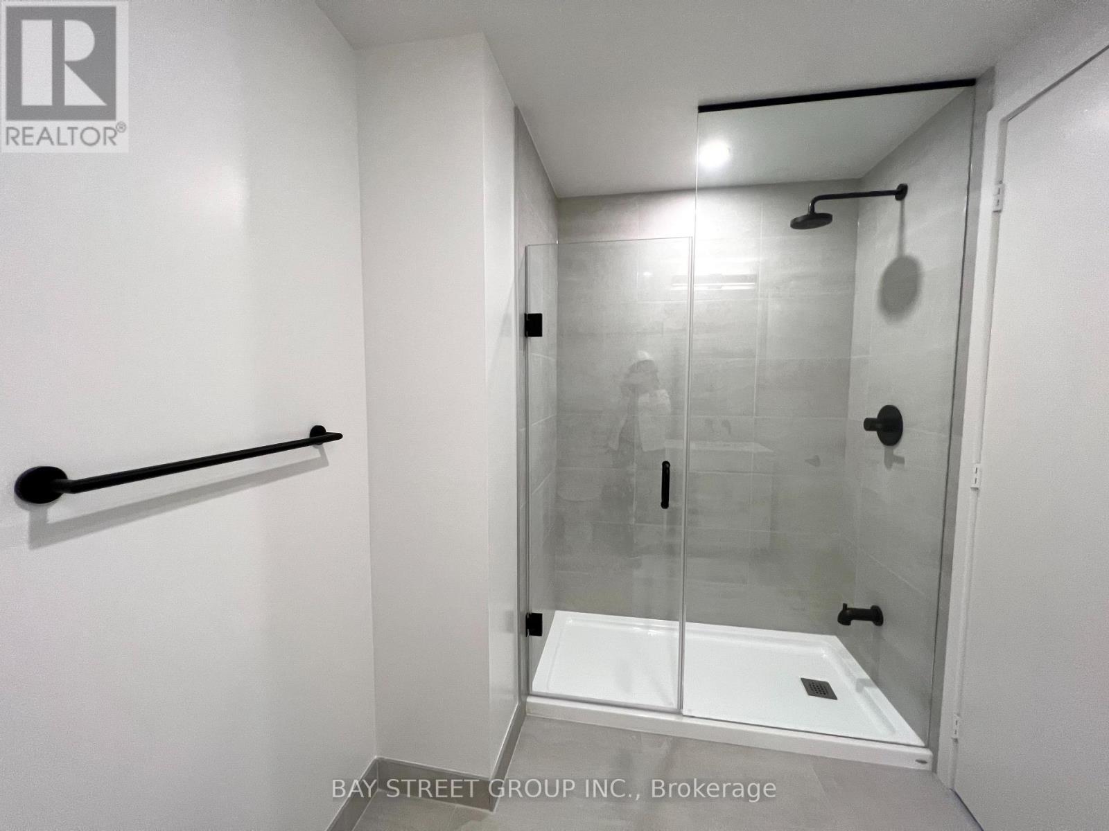 820 - 108 Peter Street, Toronto, Ontario  M5V 2G7 - Photo 17 - C12205003
