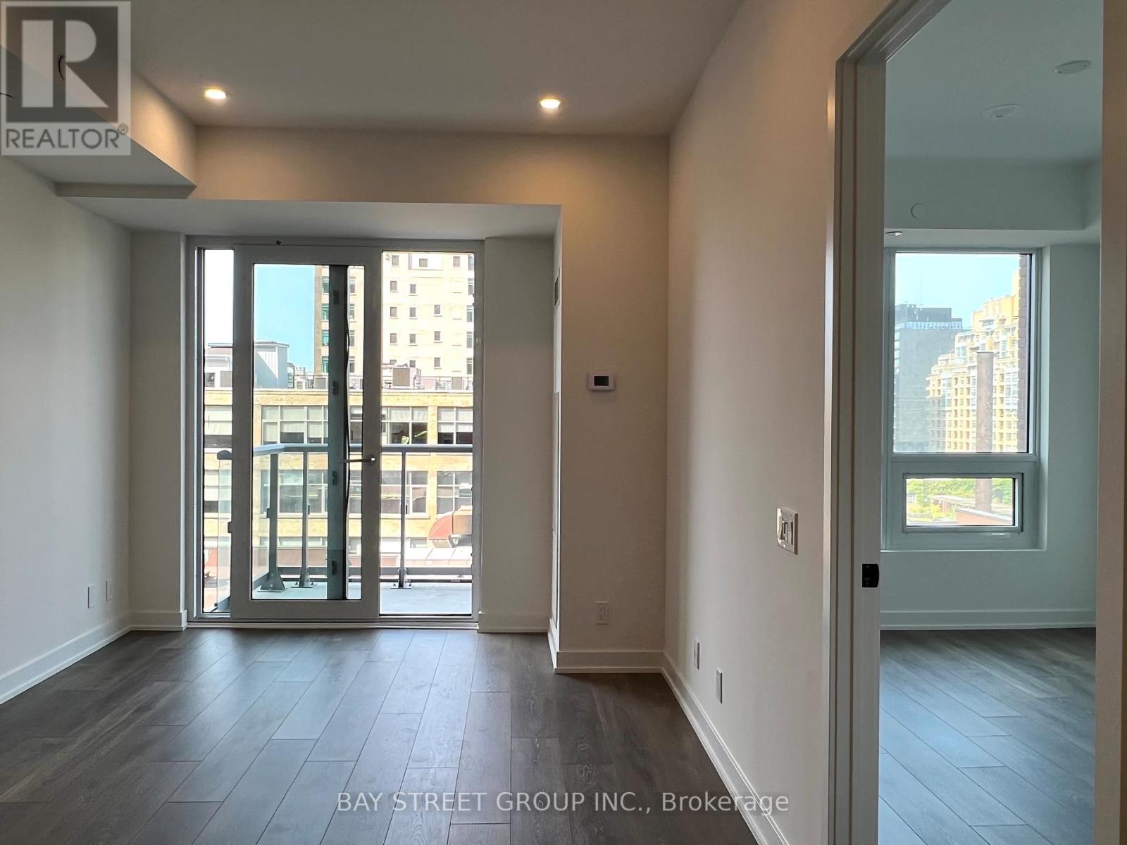 820 - 108 Peter Street, Toronto, Ontario  M5V 2G7 - Photo 6 - C12205003