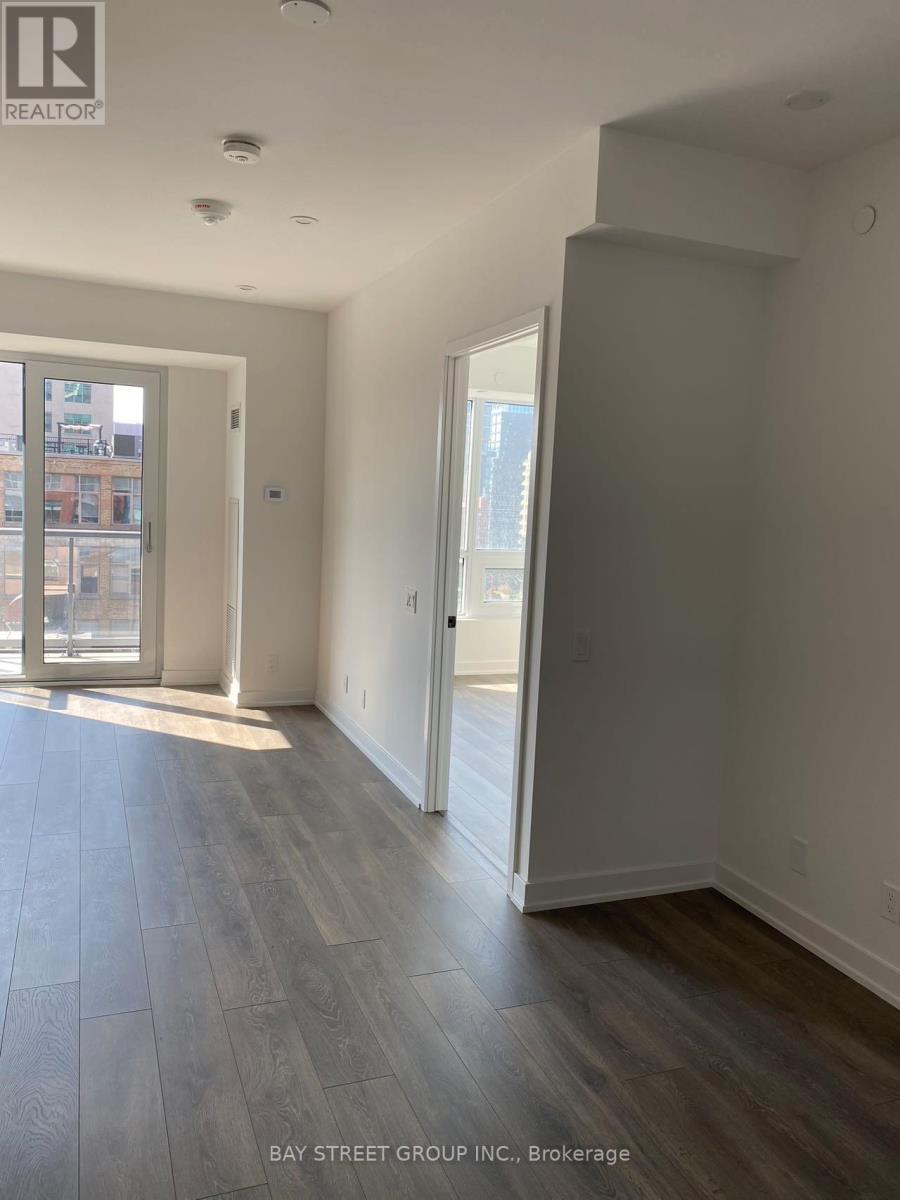 820 - 108 Peter Street, Toronto, Ontario  M5V 2G7 - Photo 7 - C12205003
