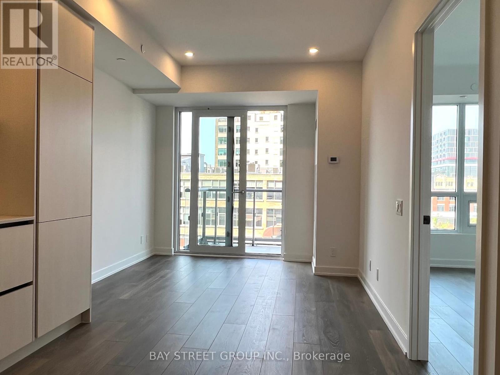 820 - 108 Peter Street, Toronto, Ontario  M5V 2G7 - Photo 8 - C12205003