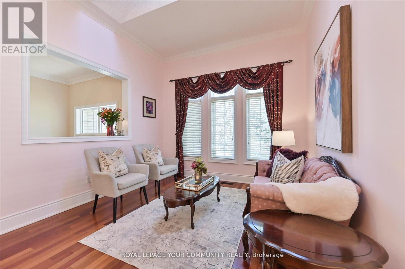 38 Brass Drive, Richmond Hill, Ontario  L4E 4T3 - Photo 7 - N12204976