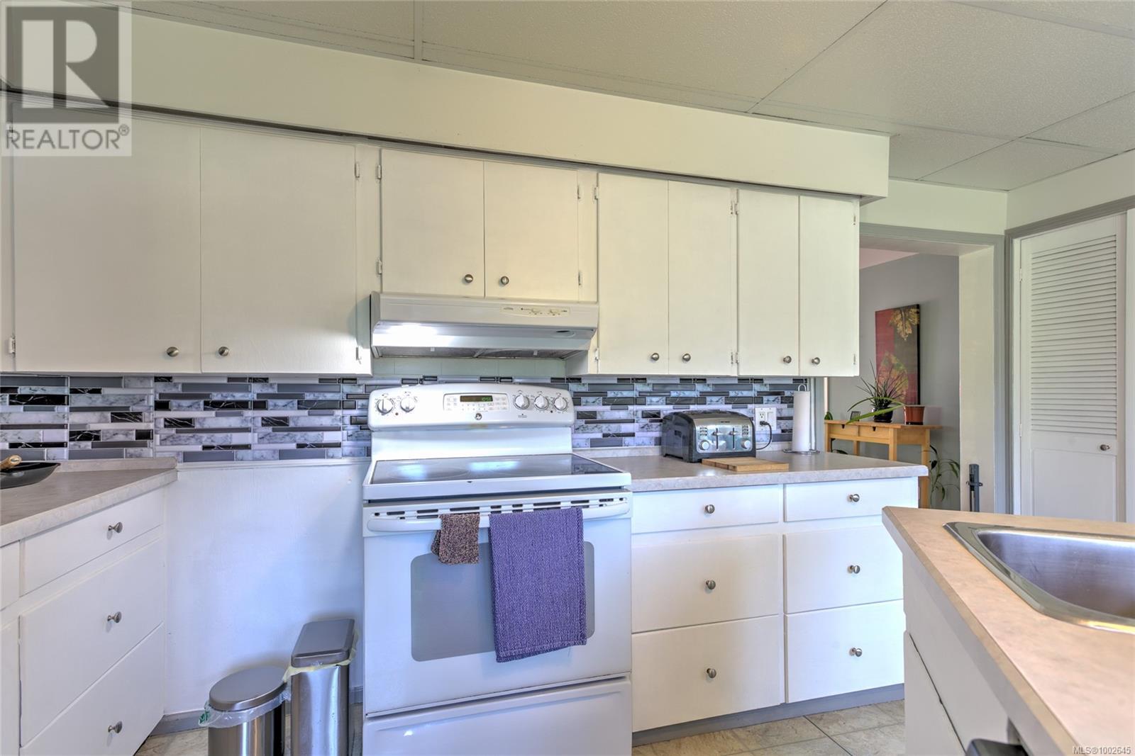 249 Grants Lake Rd, Lake Cowichan, British Columbia  V0R 2G0 - Photo 16 - 1002645