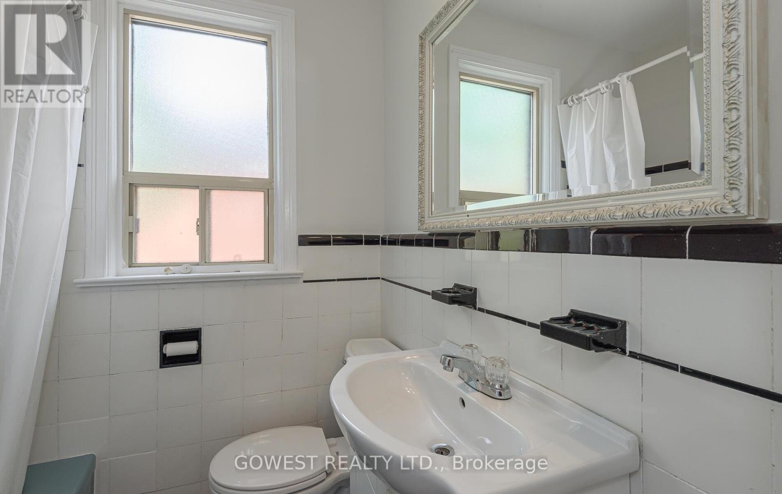 290 Felan Avenue, Oakville, Ontario  L6K 2X6 - Photo 19 - W12204978