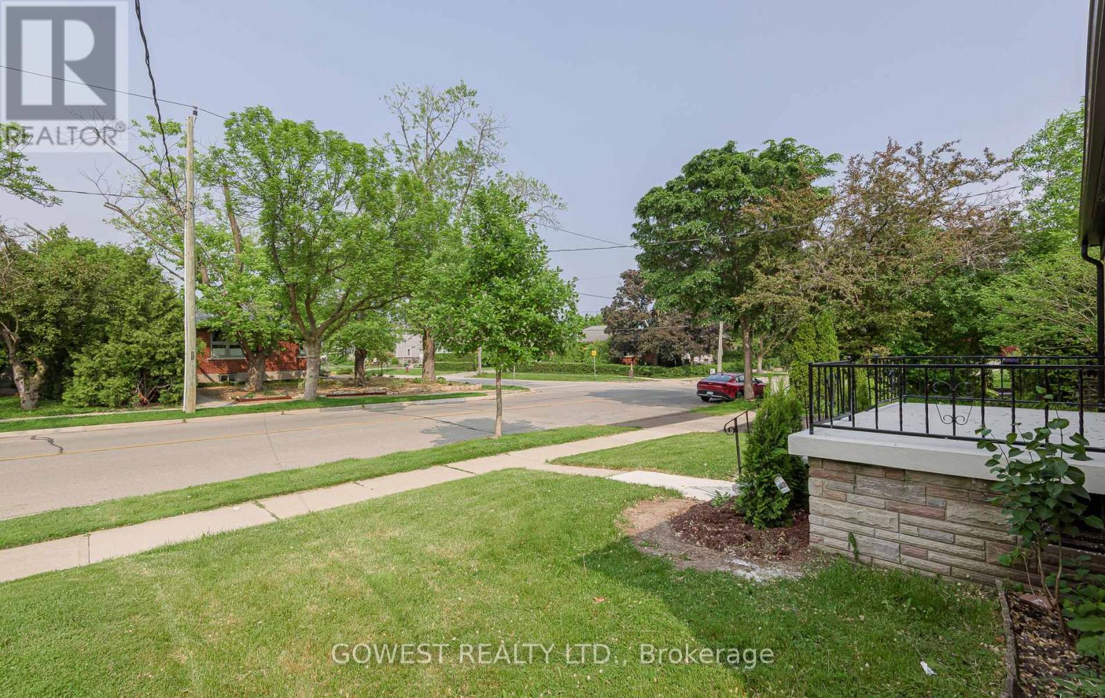 290 Felan Avenue, Oakville, Ontario  L6K 2X6 - Photo 4 - W12204978