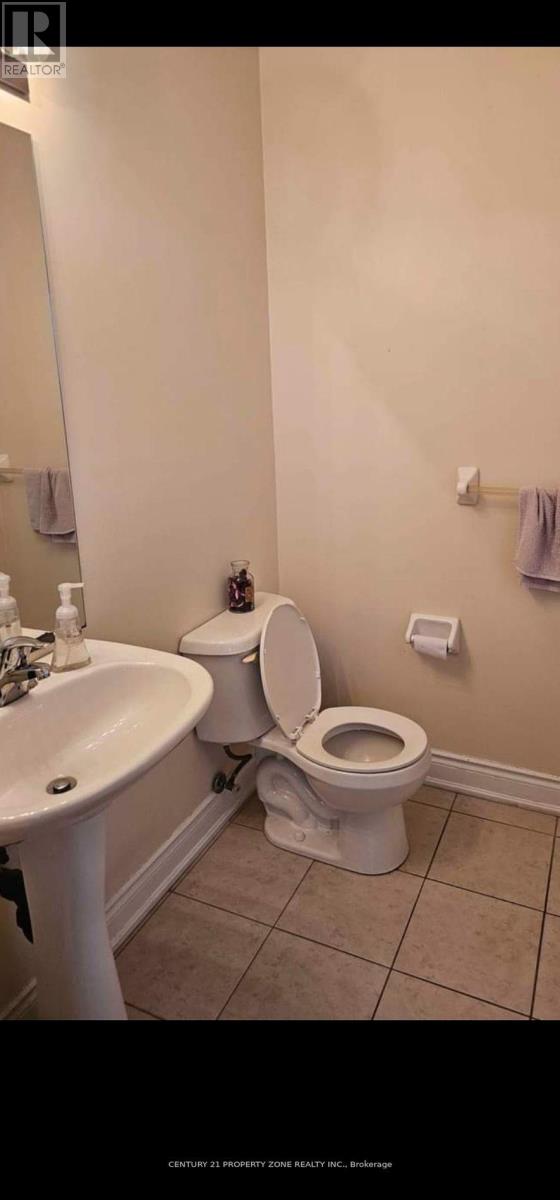 7 Lone Rock Circle, Brampton, Ontario  L6P 3X4 - Photo 8 - W12204981
