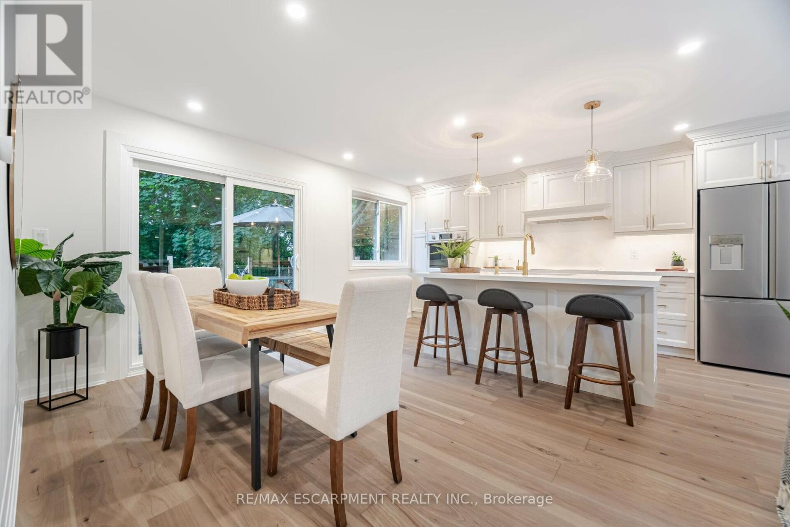 3150 Bentworth Drive, Burlington, Ontario  L7M 1M2 - Photo 8 - W12204982