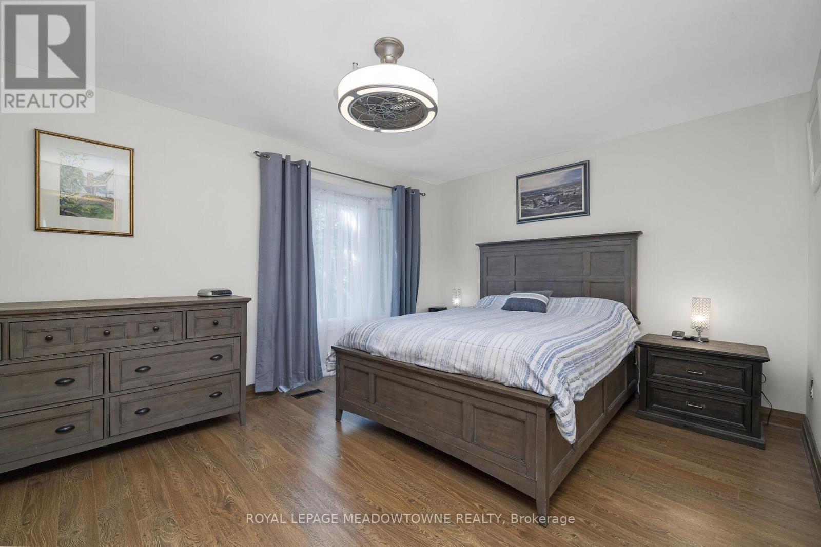 19 Ransom Street, Halton Hills, Ontario  L7J 2V9 - Photo 15 - W12204991