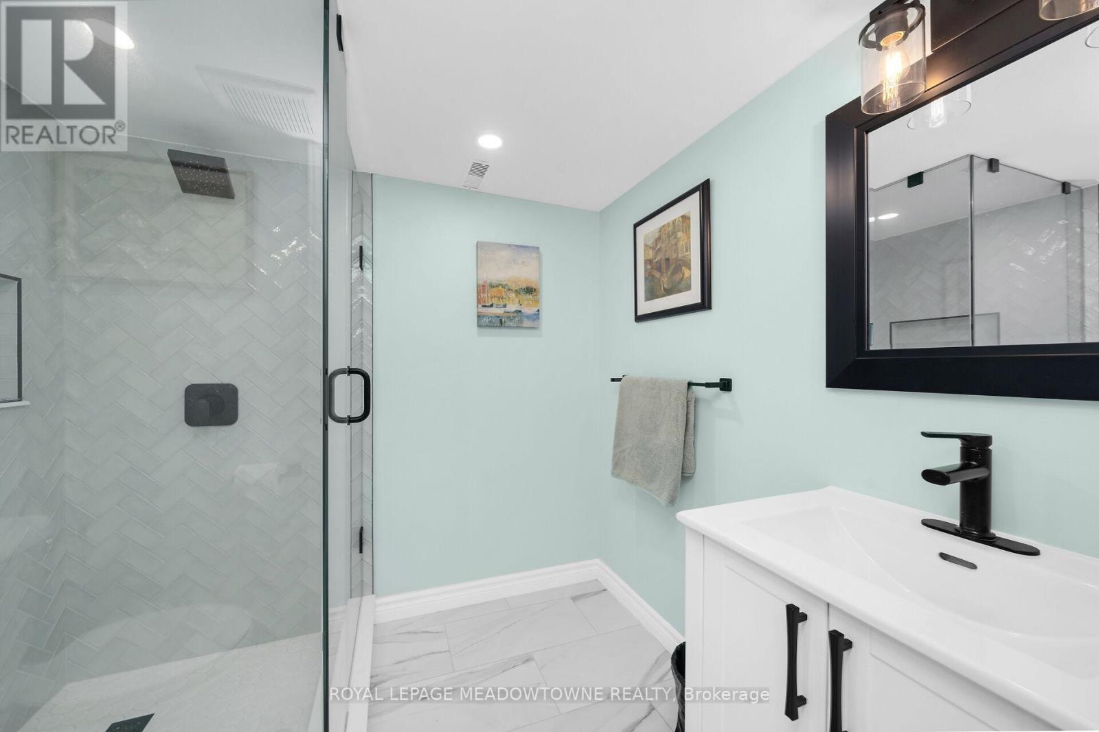 19 Ransom Street, Halton Hills, Ontario  L7J 2V9 - Photo 23 - W12204991