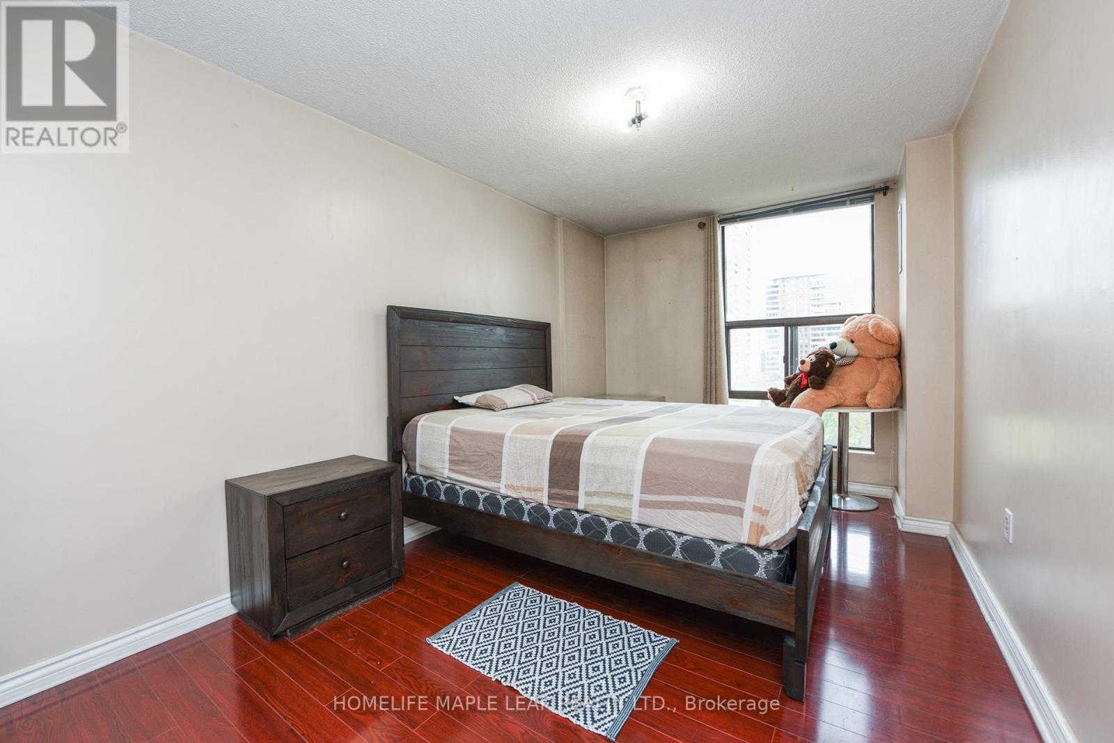 504 - 21 Knightsbridge Road, Brampton, Ontario  L6T 3Y1 - Photo 7 - W12205009