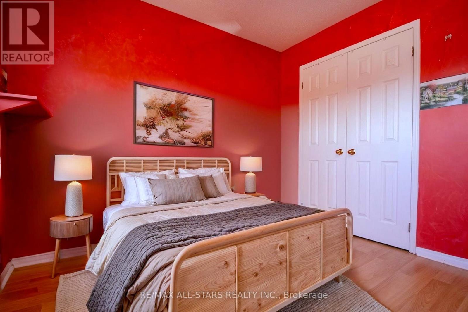 10 O'connell Court, Kawartha Lakes, Ontario  K9V 5Y1 - Photo 19 - X12144493