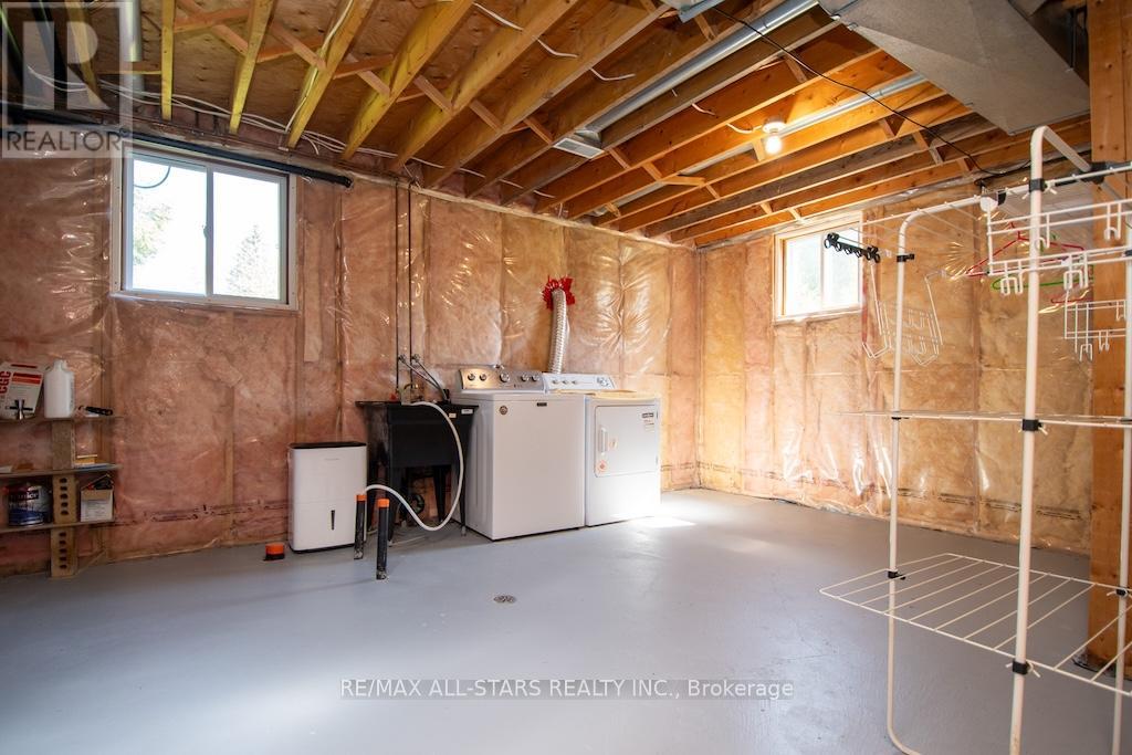 10 O'connell Court, Kawartha Lakes, Ontario  K9V 5Y1 - Photo 31 - X12144493