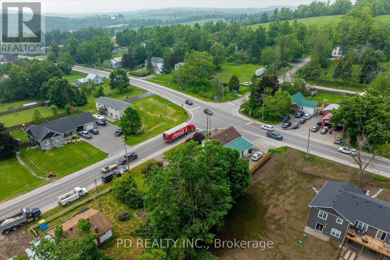 2449 Queen Mary Street, Cavan Monaghan (Cavan Twp), Ontario L0A 1C0 - Photo 12 - X12205016