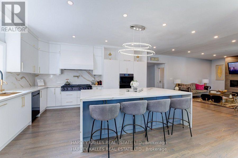42 Grangemill Crescent, Toronto, Ontario  M3B 2J2 - Photo 19 - C12202217