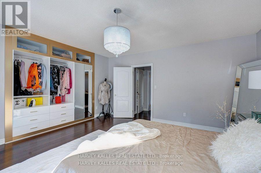 42 Grangemill Crescent, Toronto, Ontario  M3B 2J2 - Photo 31 - C12202217