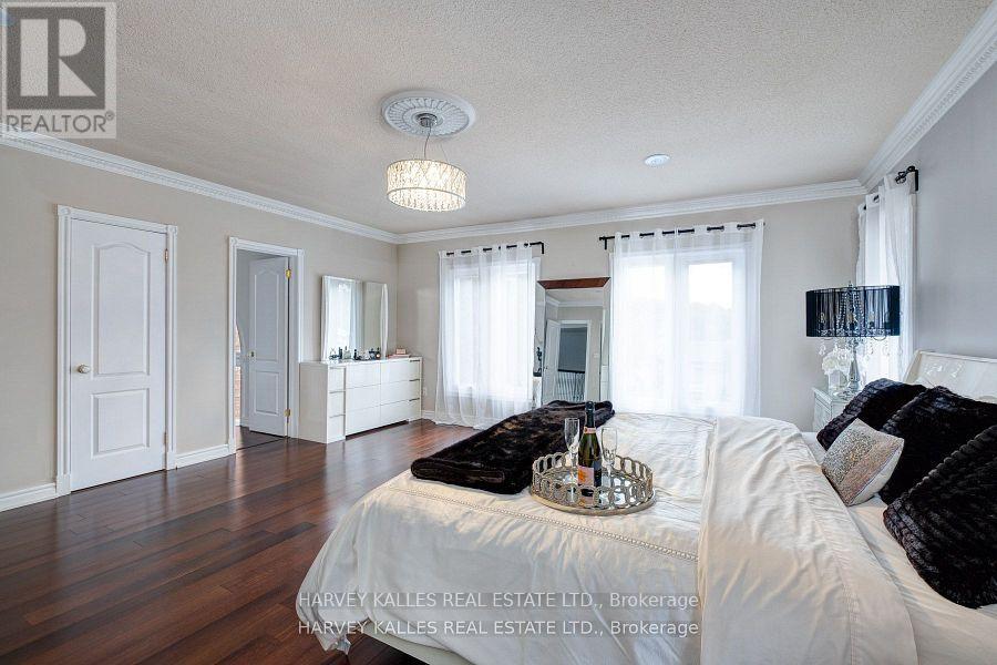 42 Grangemill Crescent, Toronto, Ontario  M3B 2J2 - Photo 24 - C12202217