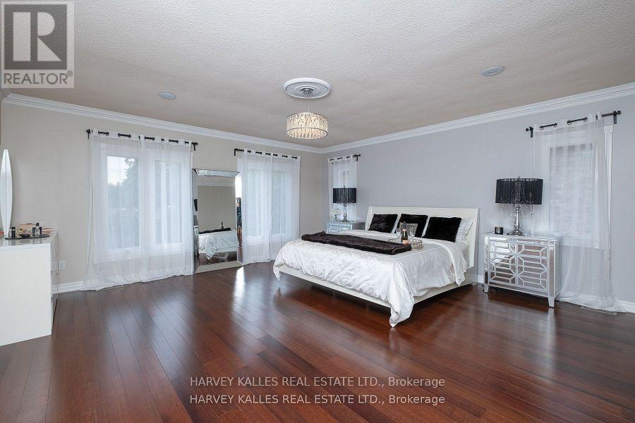42 Grangemill Crescent, Toronto, Ontario  M3B 2J2 - Photo 23 - C12202217