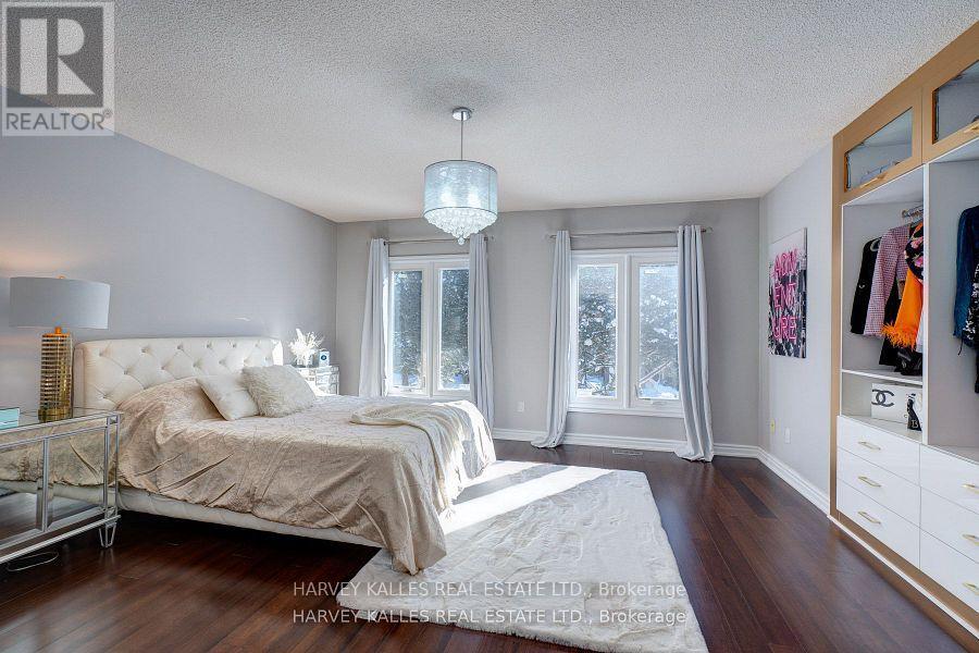 42 Grangemill Crescent, Toronto, Ontario  M3B 2J2 - Photo 30 - C12202217