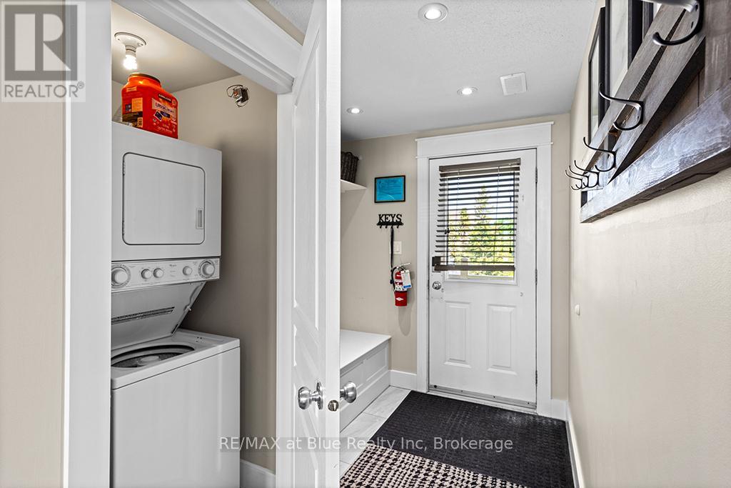 207 - 115 Fairway Court, Blue Mountains, Ontario L9Y 0V1 - Photo 37 - X12205022