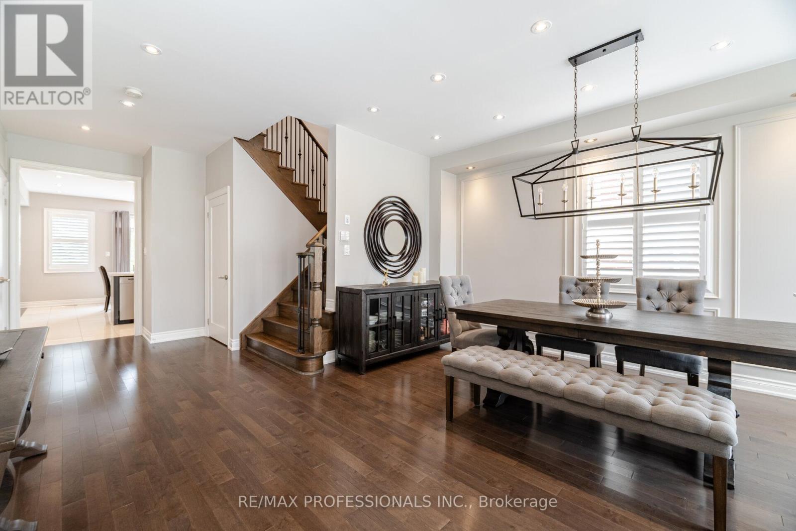 3190 Southwind Road, Mississauga, Ontario  L5M 0V8 - Photo 11 - W12204385