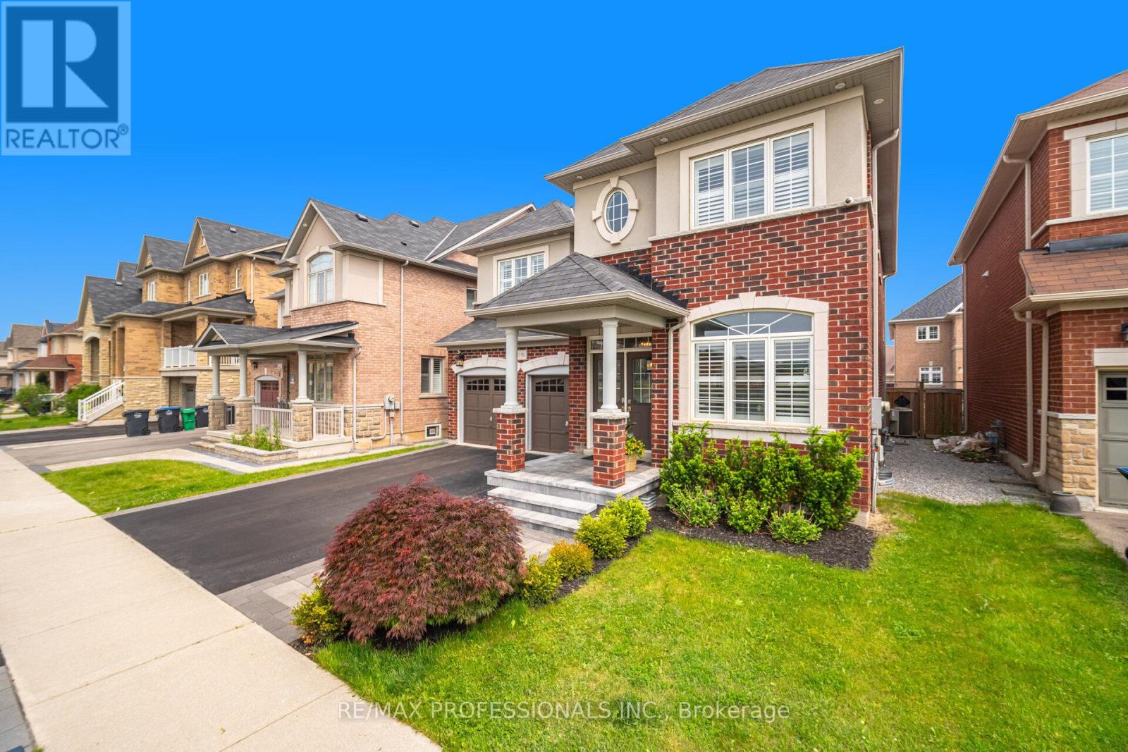 3190 Southwind Road, Mississauga, Ontario  L5M 0V8 - Photo 3 - W12204385