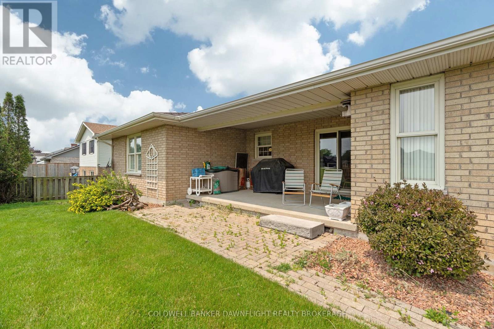 269 Rivers Boulevard, South Huron, Ontario  N0M 1S1 - Photo 43 - X12203536