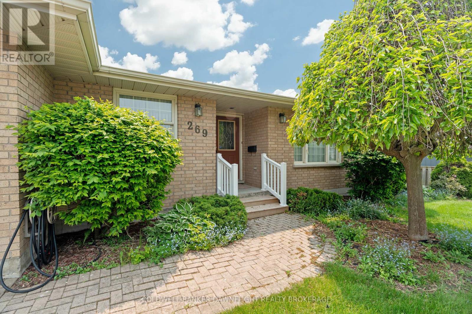 269 Rivers Boulevard, South Huron, Ontario  N0M 1S1 - Photo 4 - X12203536