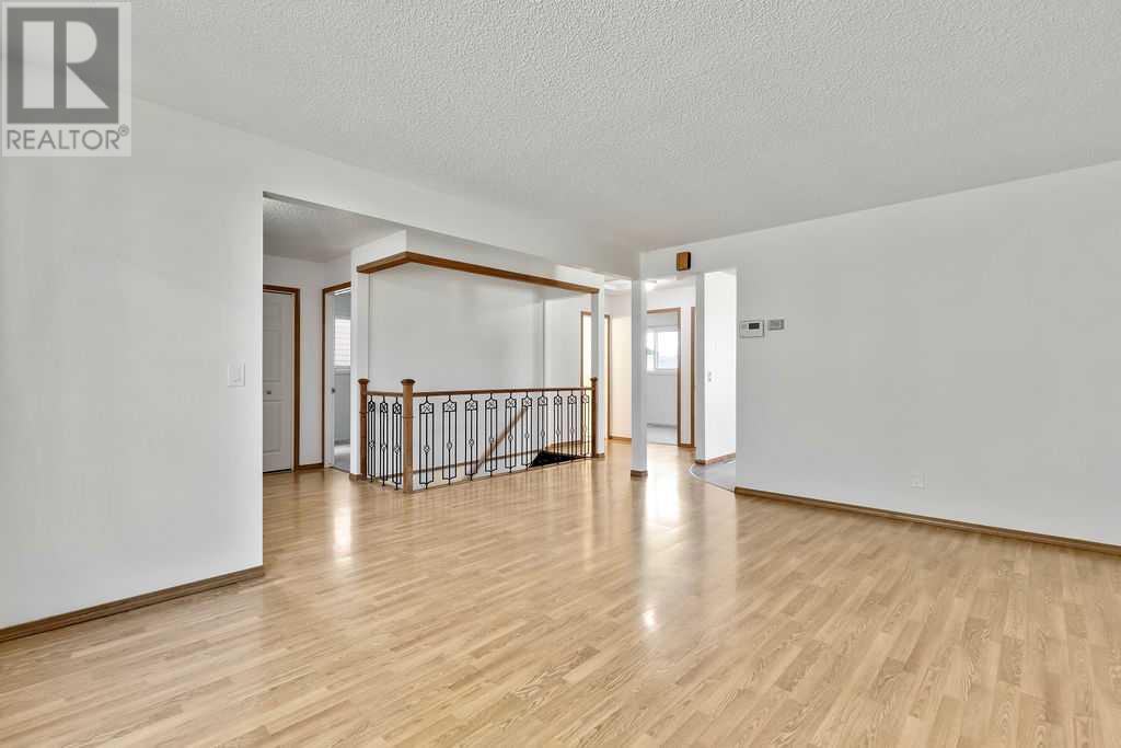 88 Castlebrook Rise Ne, Calgary, Alberta  T3J 1P1 - Photo 6 - A2223899