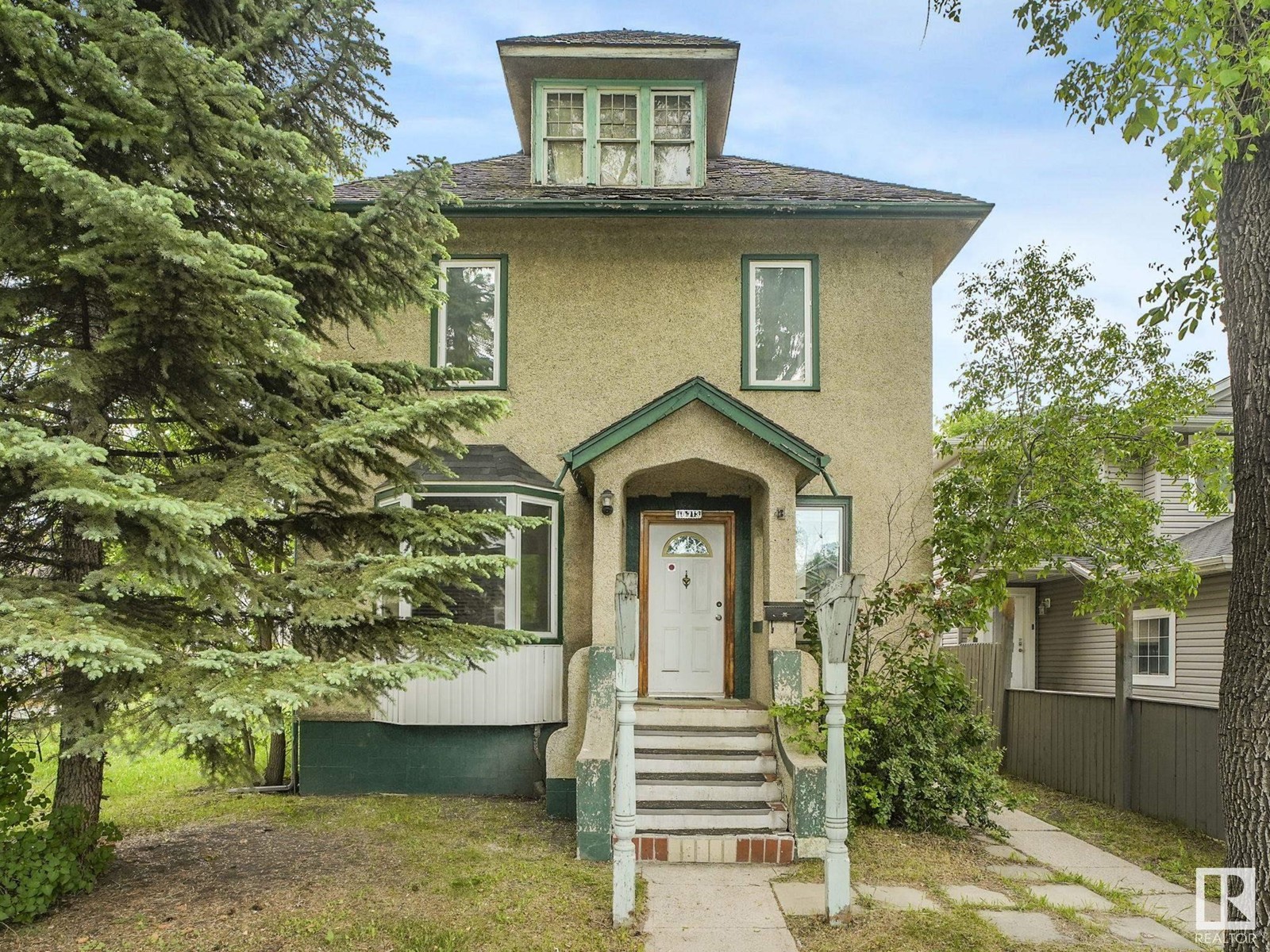10713 93 ST NW NW, Edmonton, Alberta