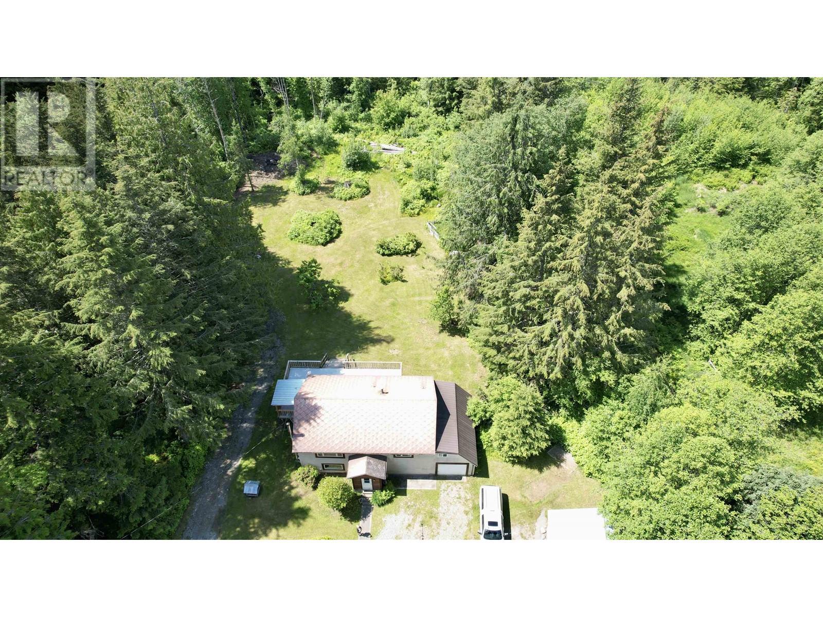 2288 Saloompt Road, Bella Coola, British Columbia  V0T 1H0 - Photo 5 - R3012498