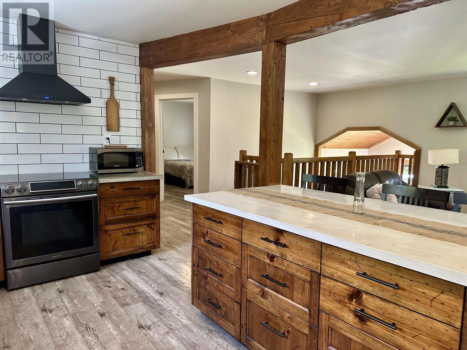 2288 Saloompt Road, Bella Coola, British Columbia  V0T 1H0 - Photo 19 - R3012498