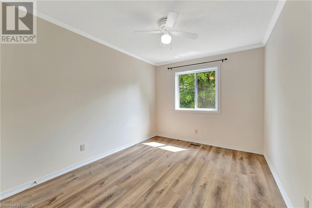 31 Moss Boulevard Unit# 26, Dundas, Ontario  L9H 7A6 - Photo 17 - 40736234