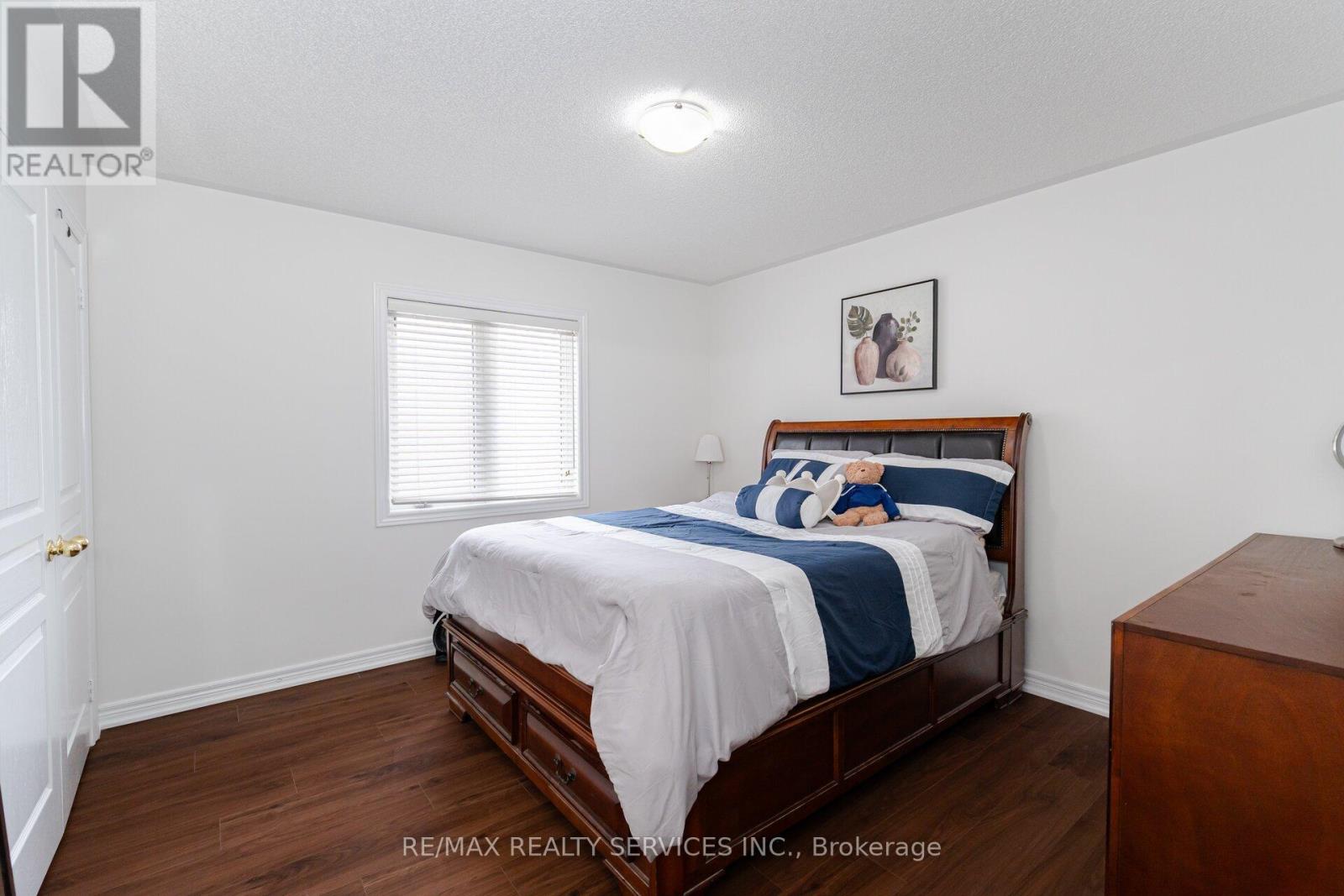 71 Vanderpool Crescent, Brampton, Ontario  L6P 3W2 - Photo 35 - W12204810