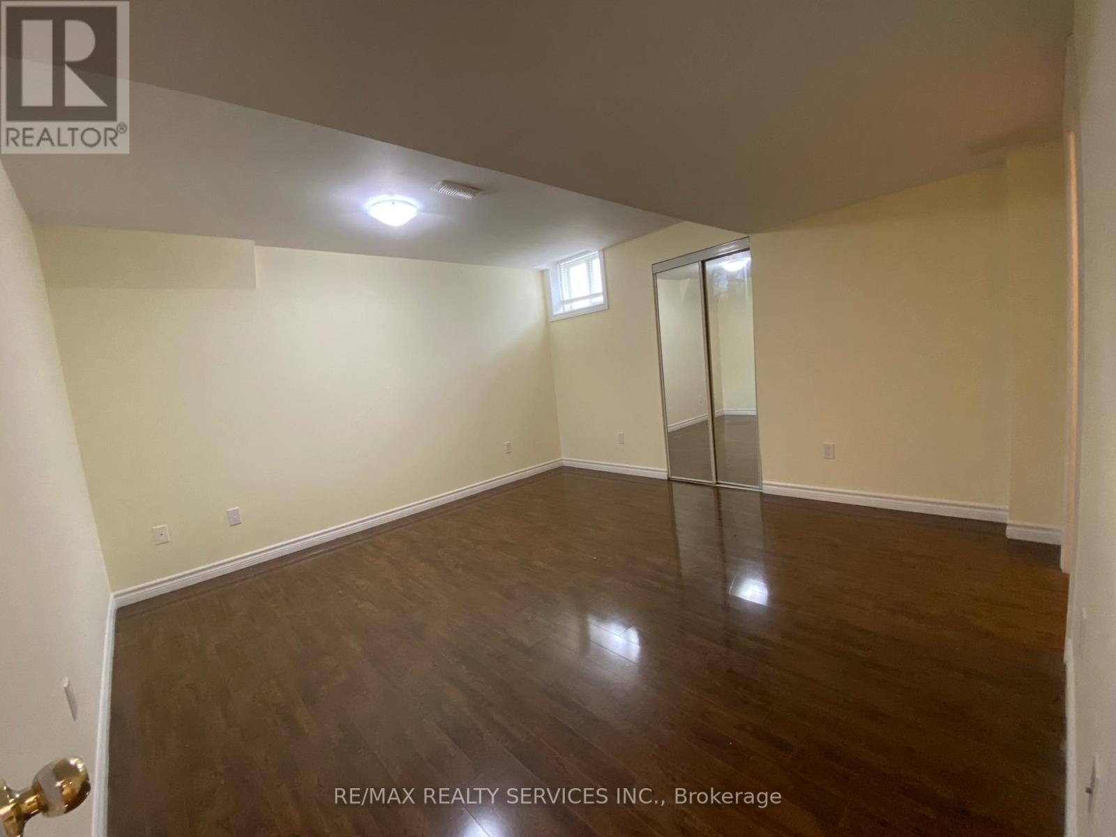 71 Vanderpool Crescent, Brampton, Ontario  L6P 3W2 - Photo 48 - W12204810
