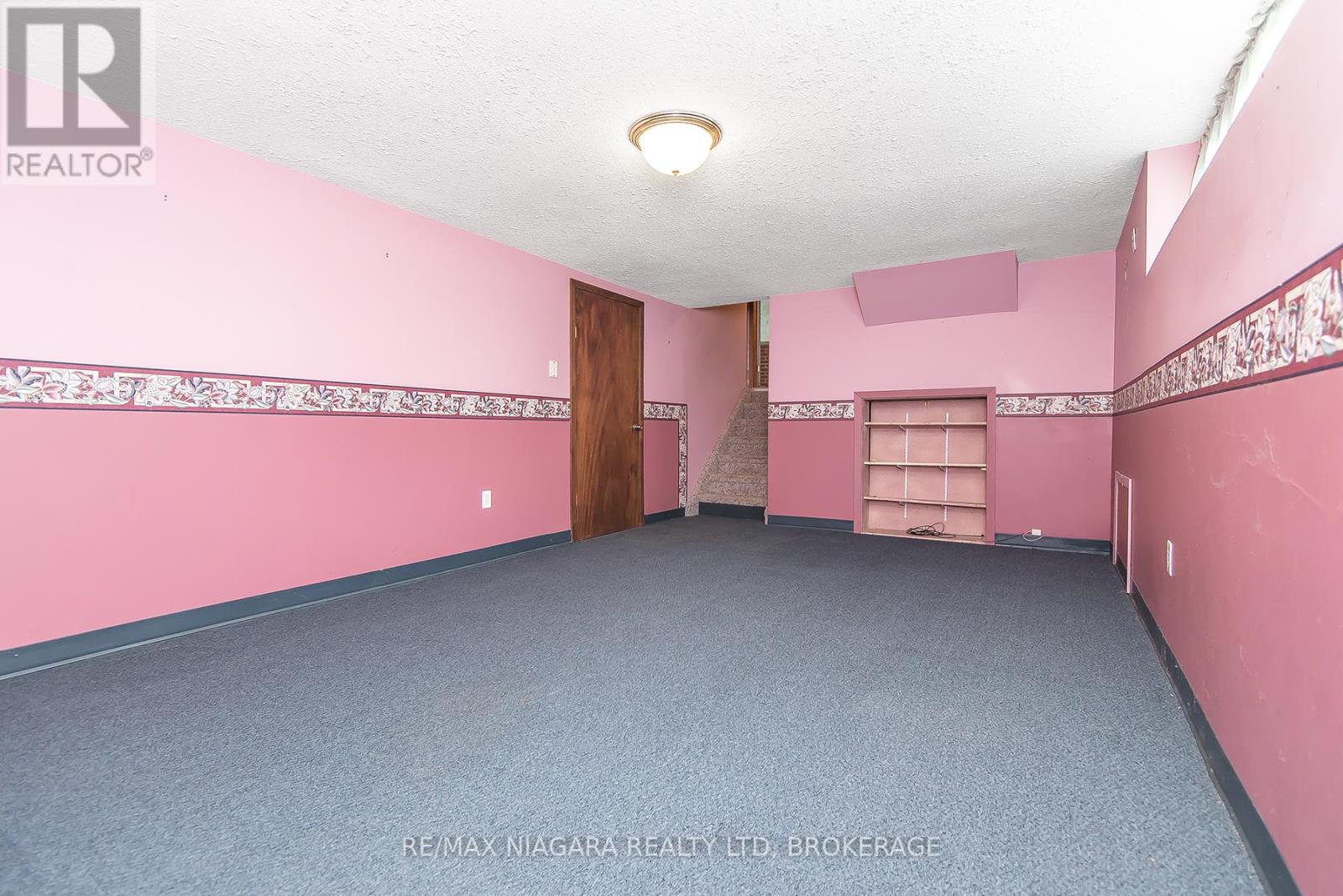800 Ferndale Avenue, Fort Erie, Ontario  L2A 5E2 - Photo 37 - X12054494