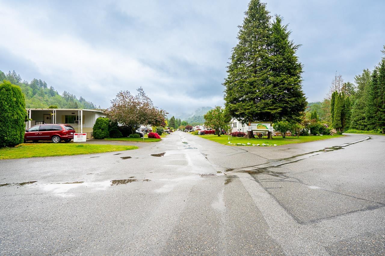 Property at 76 46484 CHILLIWACK LAKE ROAD image 4