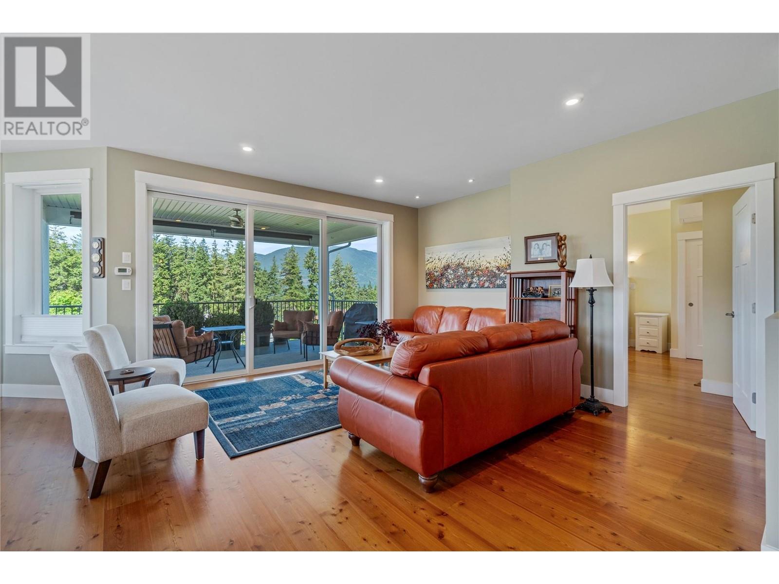 Property at 4230 20 Street NE image 2