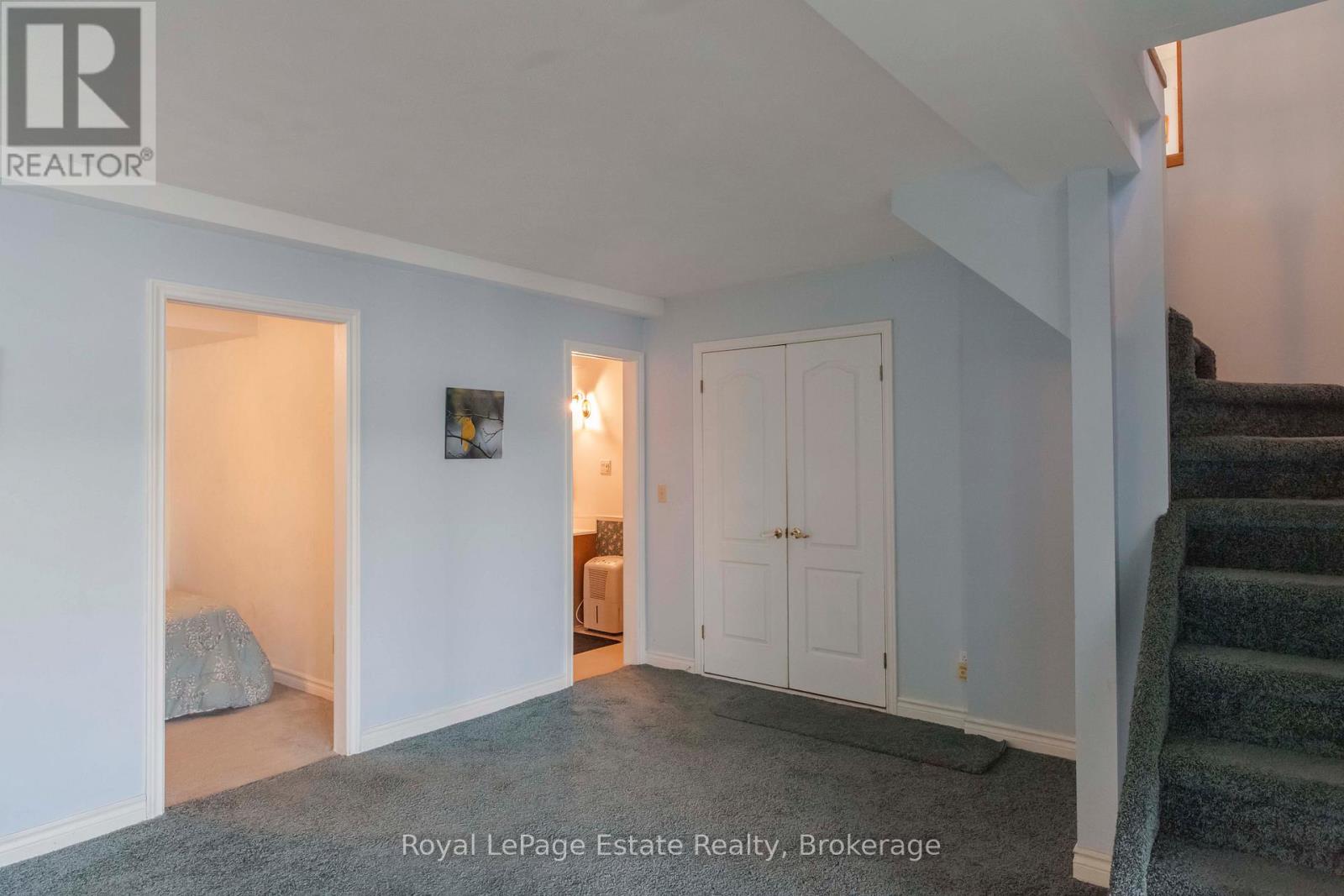 124 Maple Drive, South Bruce Peninsula, Ontario  N0H 1A0 - Photo 32 - X12205043