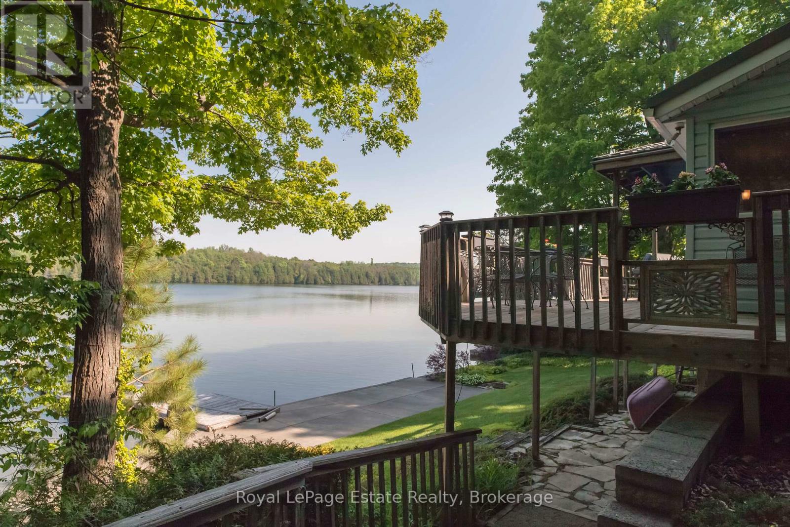 124 Maple Drive, South Bruce Peninsula, Ontario  N0H 1A0 - Photo 6 - X12205043