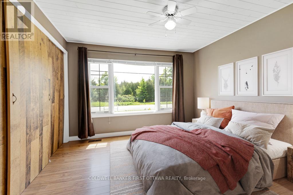 352 Highway 15, Rideau Lakes, Ontario  K7A 0E5 - Photo 17 - X12205037