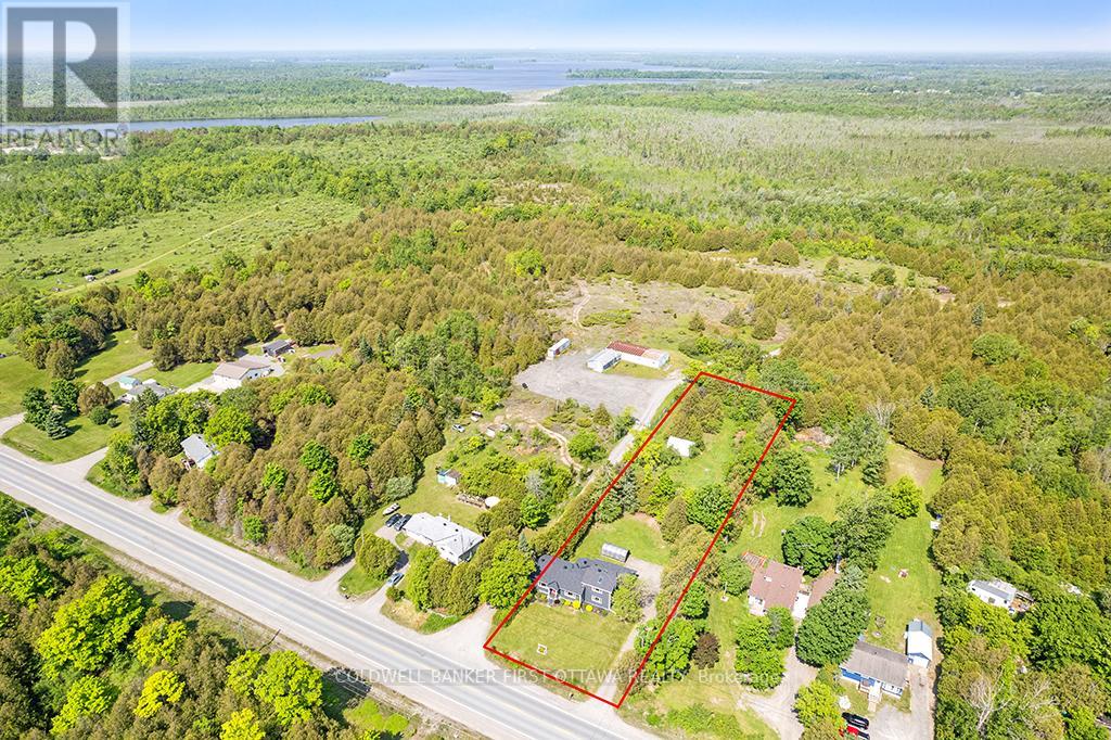 352 Highway 15, Rideau Lakes, Ontario  K7A 0E5 - Photo 4 - X12205037