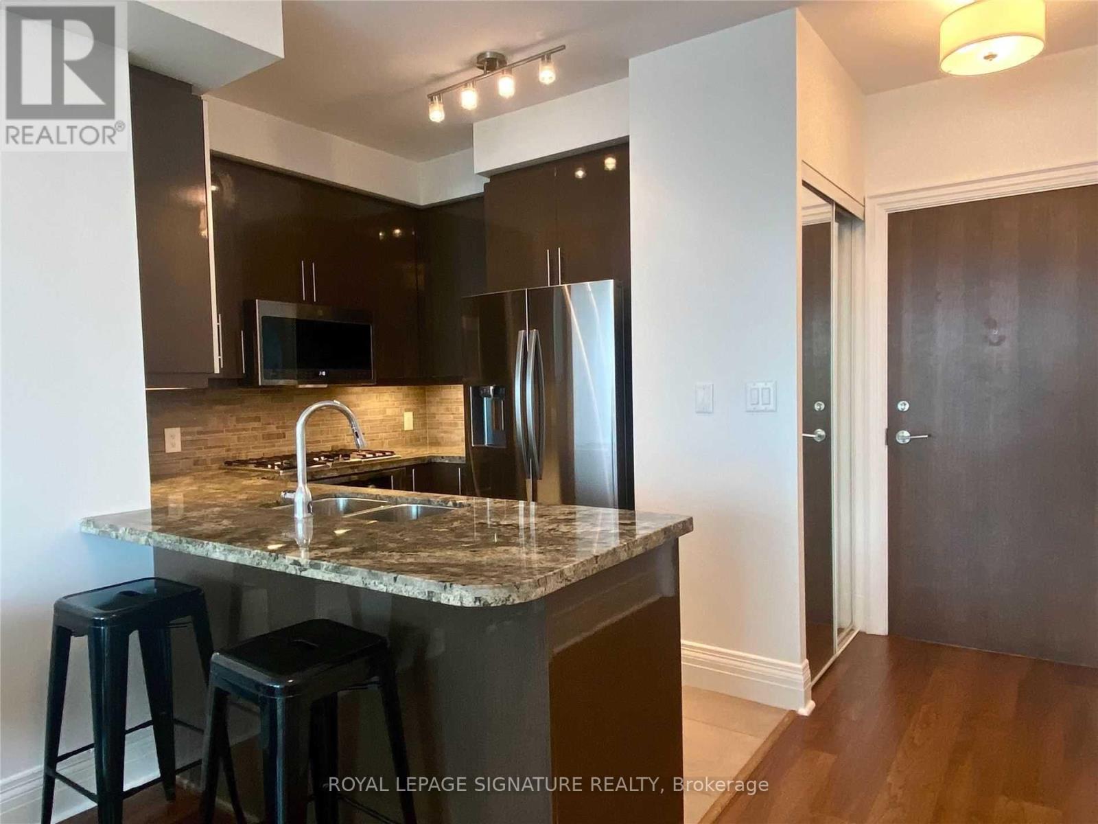 4801 - 33 Bay Street, Toronto, Ontario  M5J 2Z3 - Photo 3 - C12205029