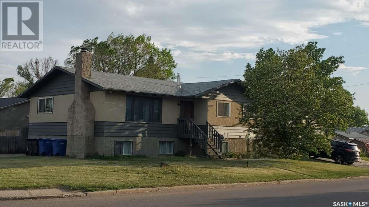 1491 112th STREET, north battleford, Saskatchewan