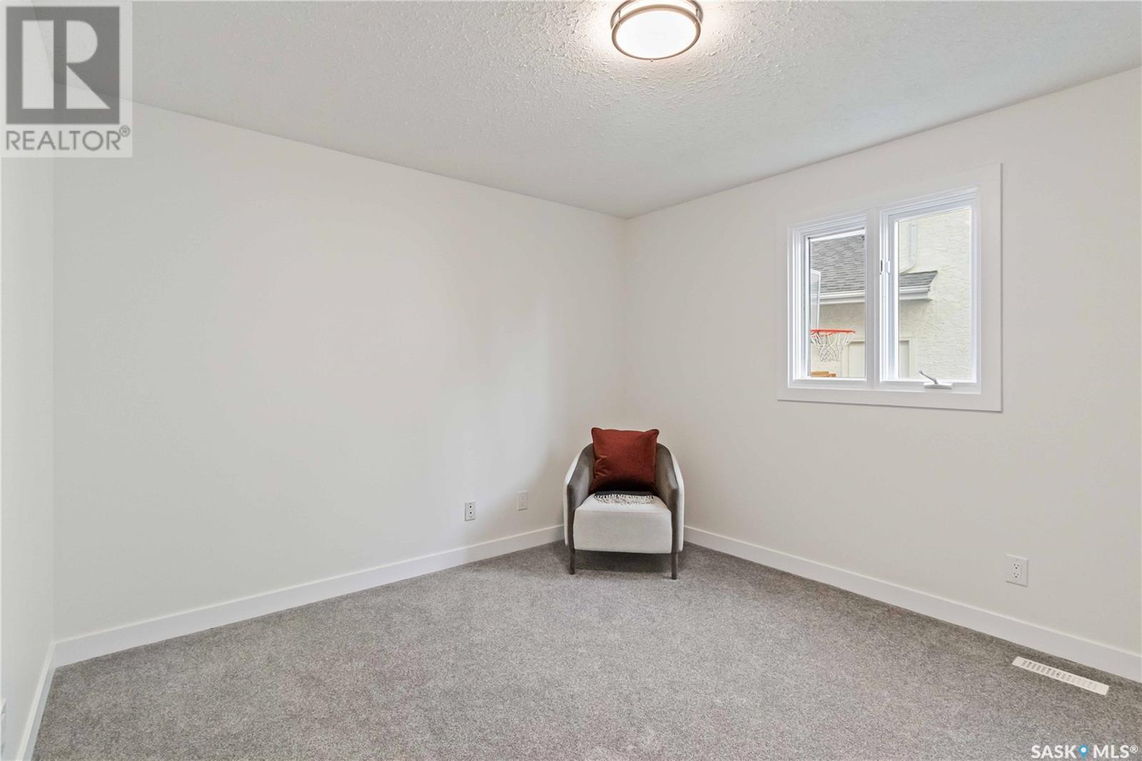 242 Anglin Place, Saskatoon, Saskatchewan  S7J 5E9 - Photo 19 - SK008743