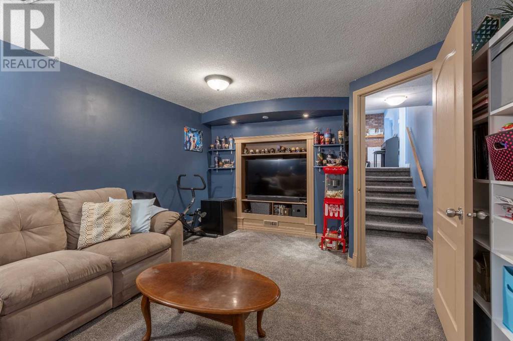 302 Laval Boulevard W, Lethbridge, Alberta  T1K 3W5 - Photo 34 - A2228307