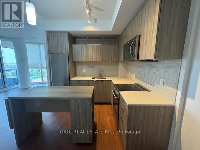 1810 - 50 Forest Manor Road, Toronto, Ontario  M2J 0E3 - Photo 2 - C12167183