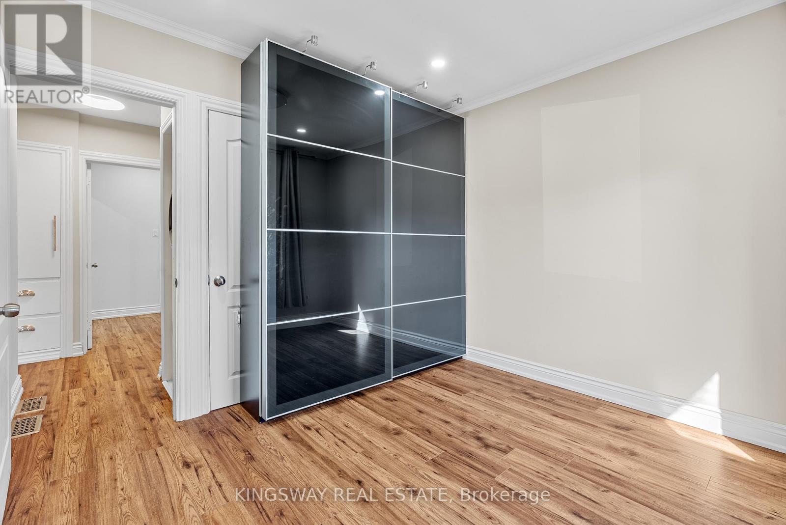 7596 Creditview Road, Brampton, Ontario  L6Y 0G5 - Photo 15 - W12205044