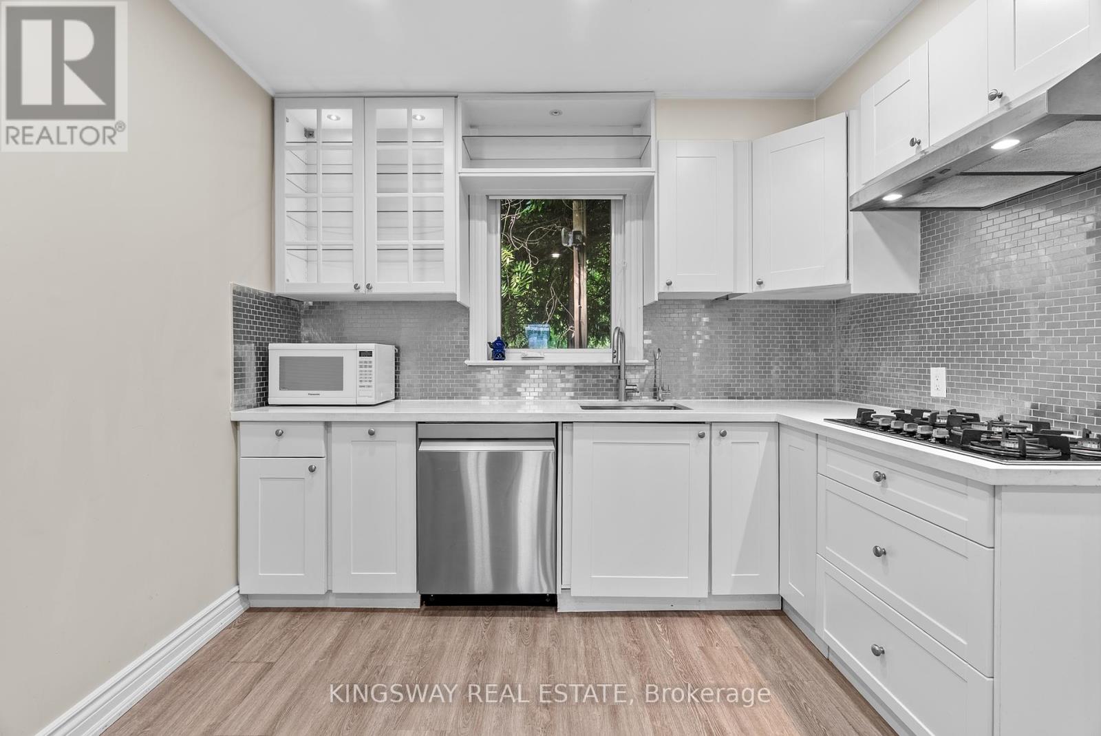 7596 Creditview Road, Brampton, Ontario  L6Y 0G5 - Photo 4 - W12205044