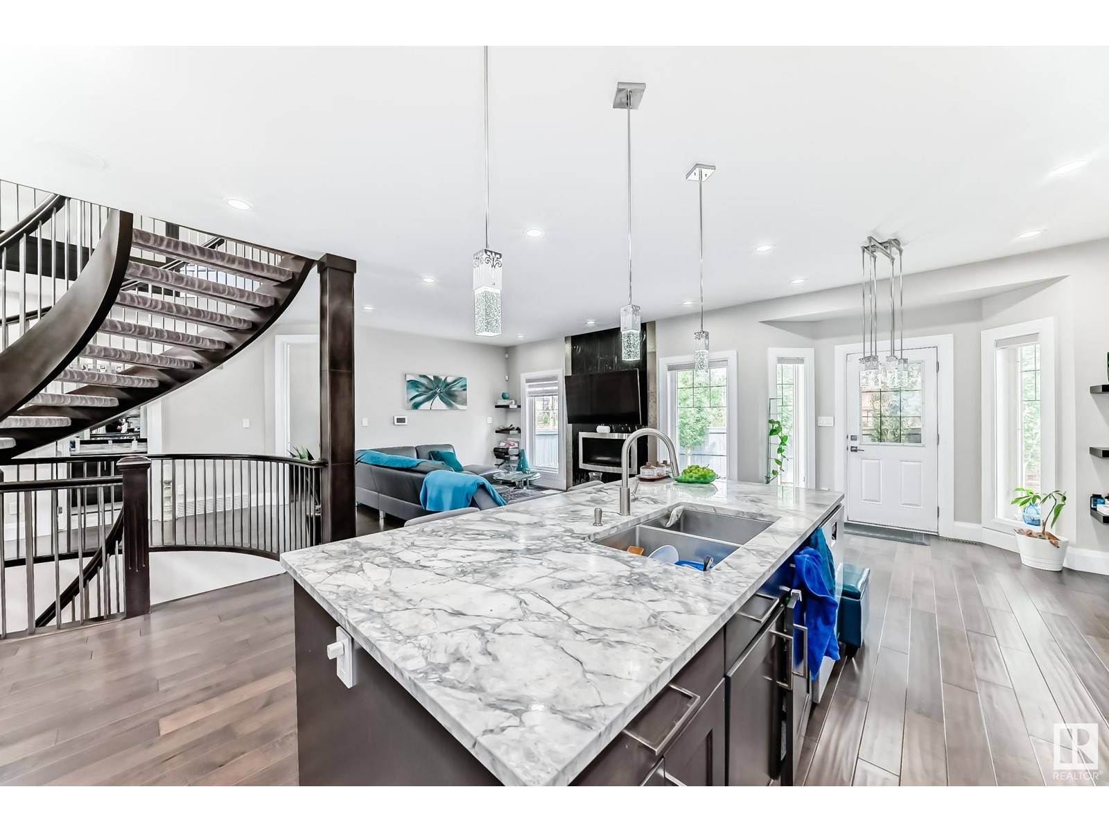 5342 Mullen Bn Nw, Edmonton, Alberta  T6R 0P9 - Photo 9 - E4441157