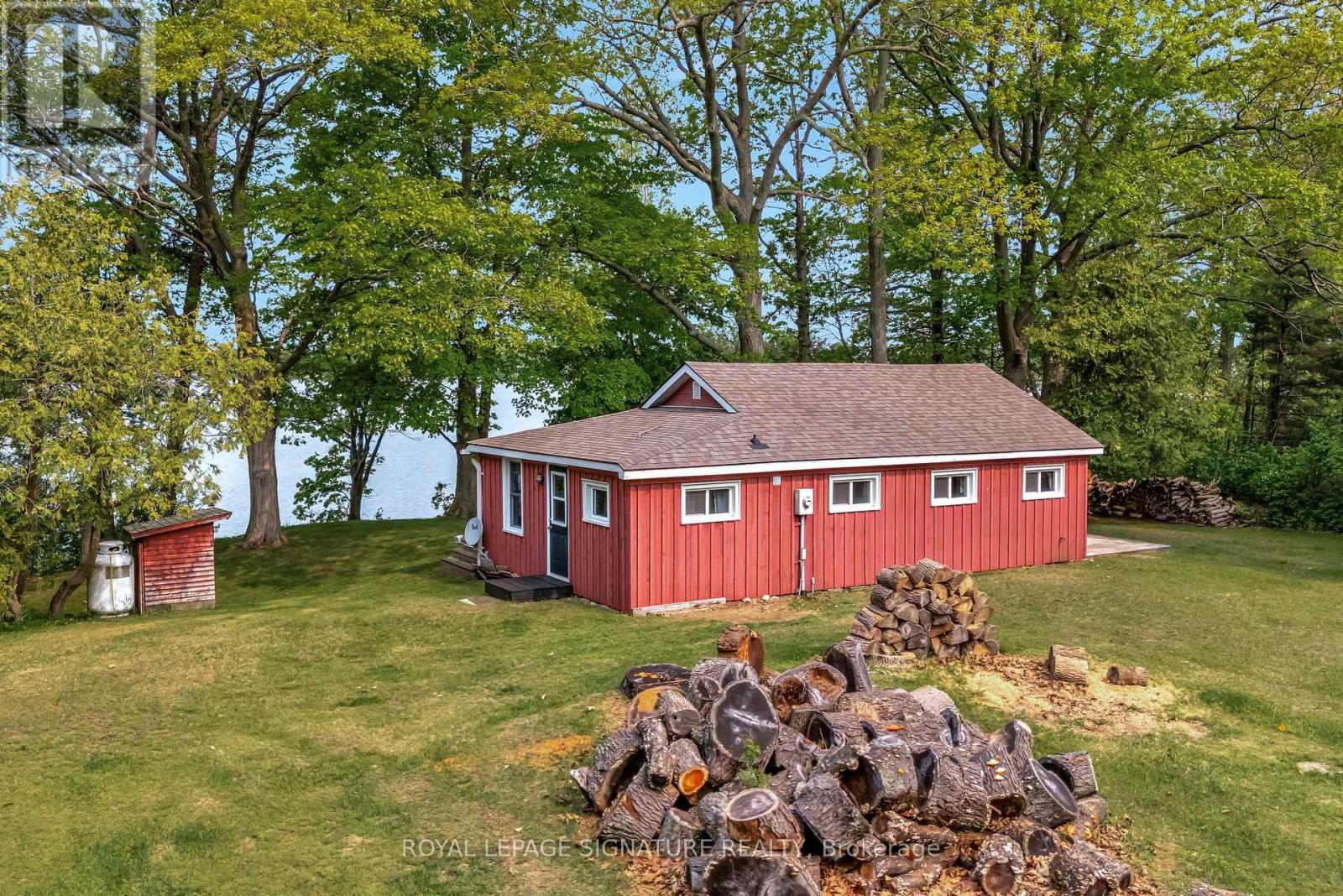 27 Thrush Lane, Prince Edward County, Ontario  K0K 2T0 - Photo 11 - X12202364
