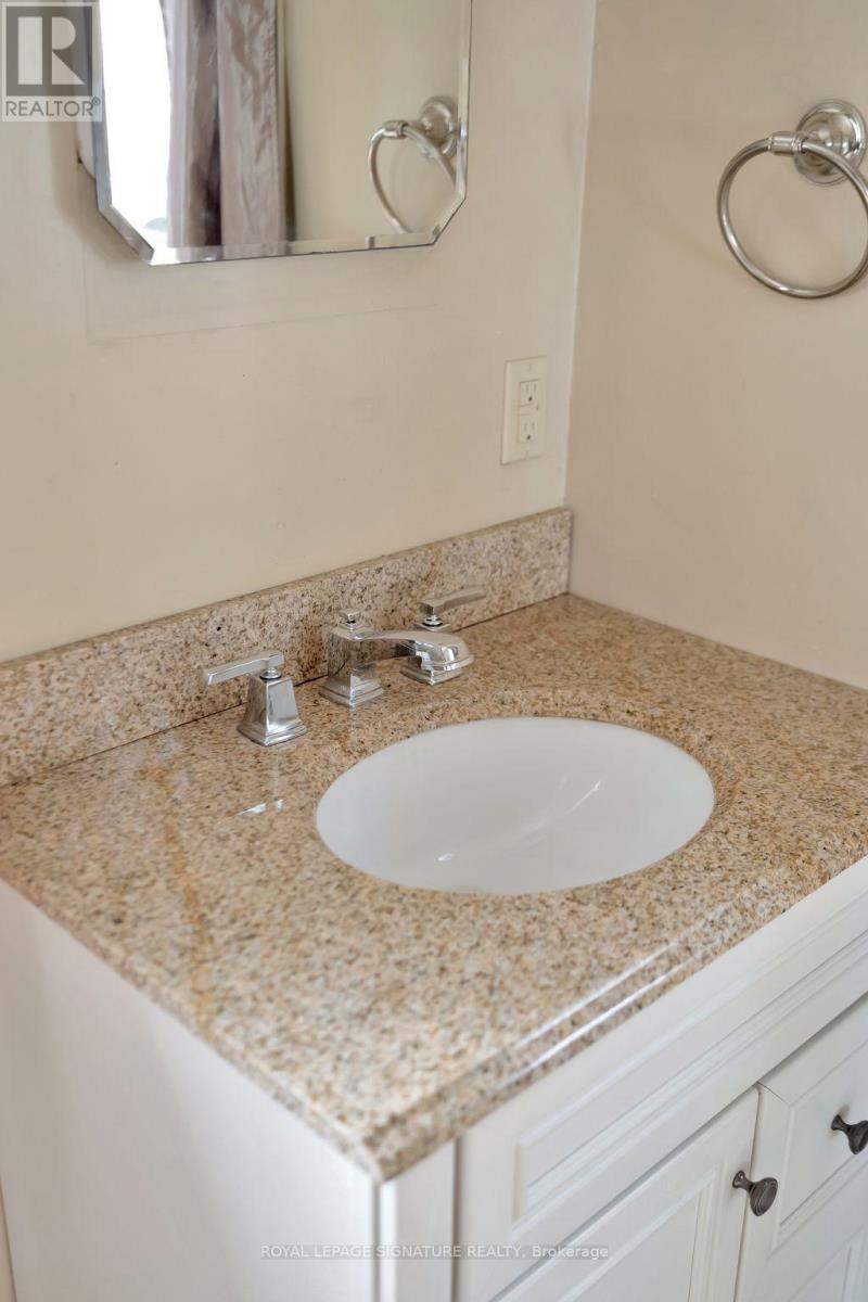 27 Thrush Lane, Prince Edward County, Ontario  K0K 2T0 - Photo 33 - X12202364